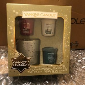 Yankee Candle holder with 3 candles! NEW
